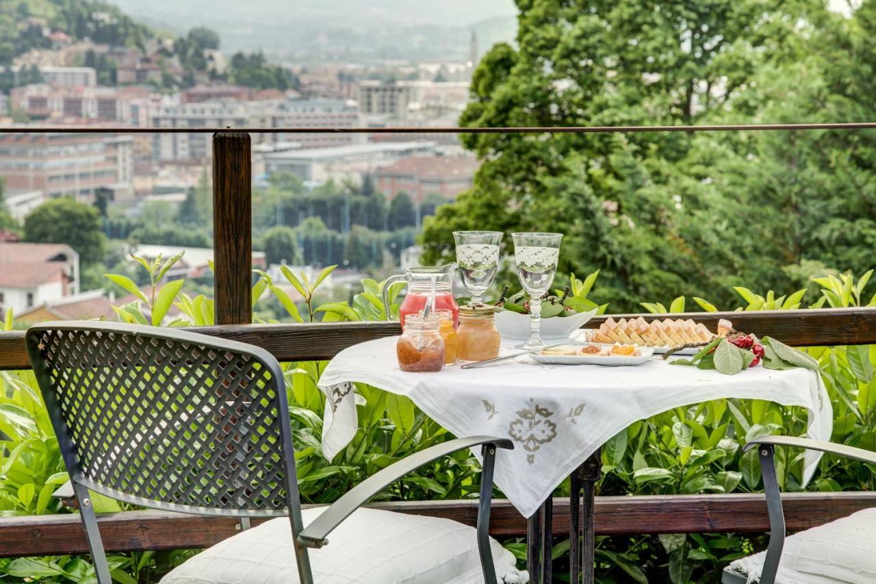 Villa La Favorita Alba  Bagian luar foto