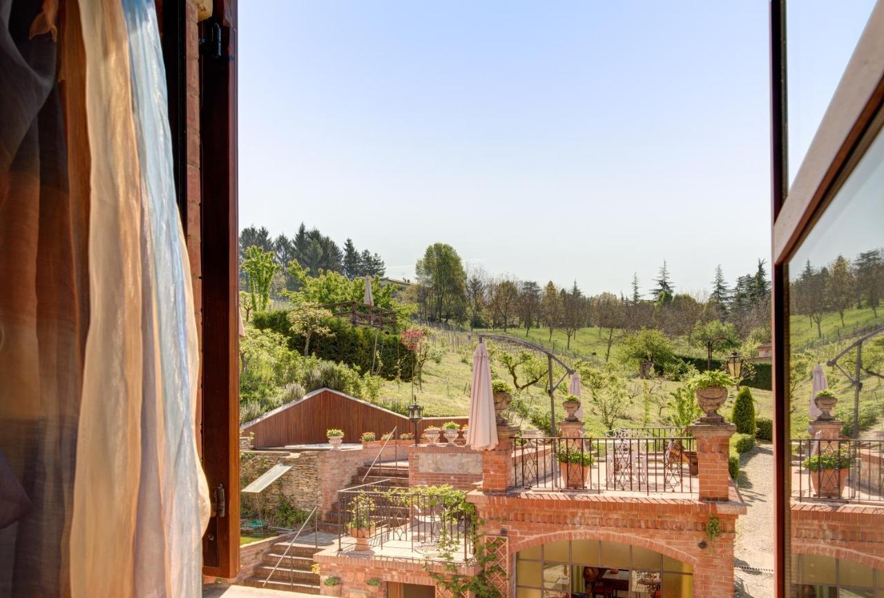 Villa La Favorita Alba  Bagian luar foto