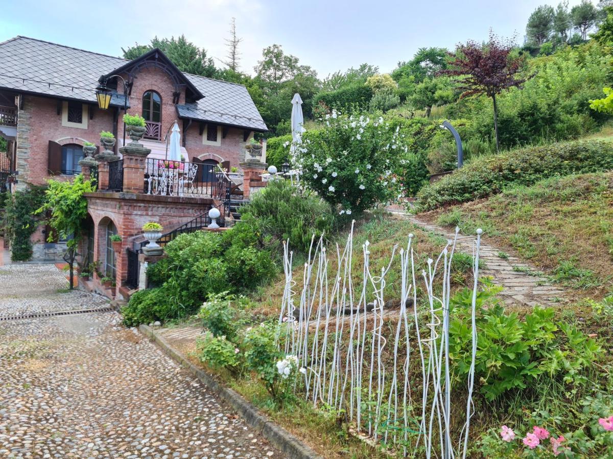 Villa La Favorita Alba  Bagian luar foto